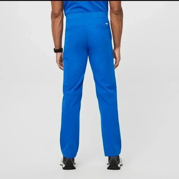Figs royal blue Axim Cargo Scrub Pants™ medium - Picture 4 of 9